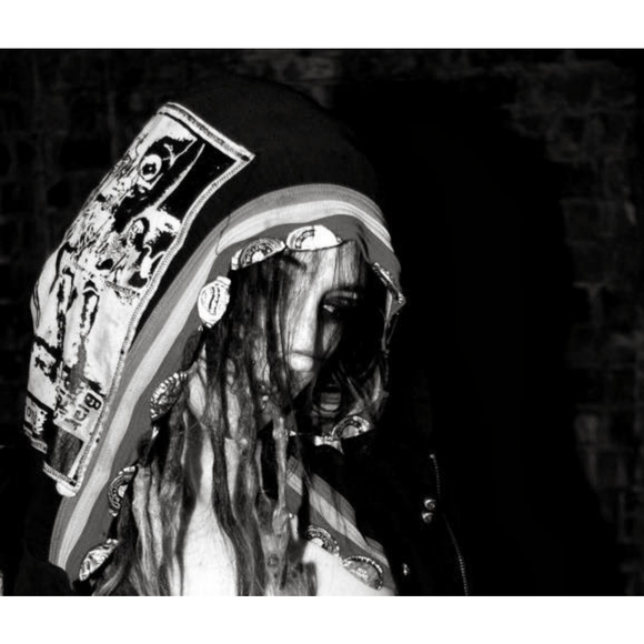 Meet your Posher, Alison - Picture 6 of 8